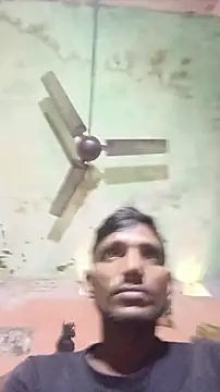 Snapshot of BiggerDickGuy chatting on November 25, 2025, 8:25 am BiggerDickGuy online show from November 25, 2025, 8:25 am