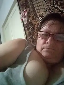 Snapshot of MilaCold5443 chatting on May 21, 2026, 7:33 pm MilaCold5443 online show from May 21, 2026, 7:33 pm