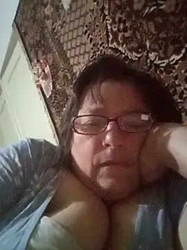 Snapshot of MilaCold5443 chatting on December 20, 2025, 4:15 am MilaCold5443 online show from December 20, 2025, 4:15 am