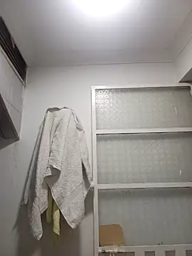 AbbyLewiis online show from November 29, 2025, 10:04 am