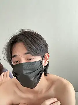 Snapshot of RAITO_ST chatting on April 2, 2026, 5:03 am RAITO ST online show from April 2, 2026, 5:03 am