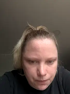 Velvetflamed online show from October 11, 2025, 6:58 am