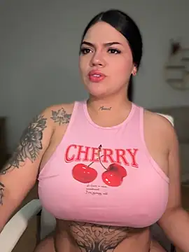 dulcemarianh  online show from July 15, 2026, 4:30 am