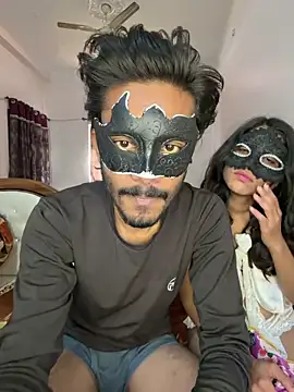 Snapshot of Lovebirdss chatting on December 17, 2025, 9:03 am Lovebirdss online show from December 17, 2025, 9:03 am