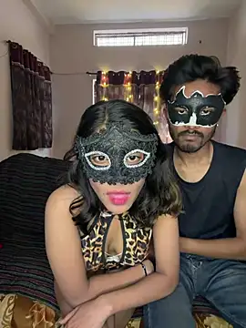 Snapshot of Lovebirdss chatting on February 15, 2026, 8:02 am Lovebirdss online show from February 15, 2026, 8:02 am