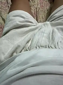 Snapshot of Showciu chatting on October 9, 2025, 10:05 am Showciu online show from October 9, 2025, 10:05 am