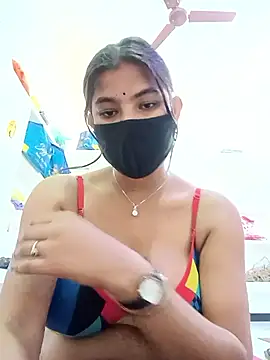 Hot radhaji online show from January 17, 2026, 5:49 pm