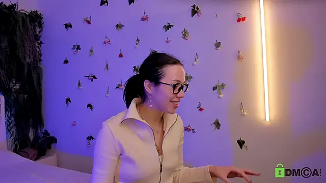 Black Jenny online show from December 17, 2025, 9:58 am