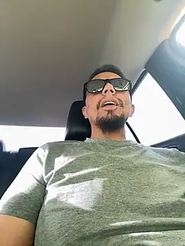 Snapshot of Steven-1989 chatting on November 21, 2025, 10:31 pm Steven-1989 online show from November 21, 2025, 10:31 pm