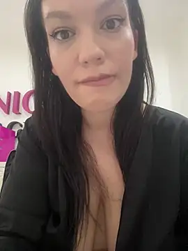 ClaraPasssion online show from November 21, 2025, 3:38 am