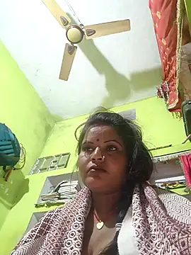 Snapshot of ALEXXA_143 chatting on October 12, 2025, 5:14 pm ALEXXA 143 online show from October 12, 2025, 5:14 pm