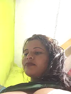 Snapshot of ALEXXA_143 chatting on October 15, 2025, 8:55 am ALEXXA 143 online show from October 15, 2025, 8:55 am