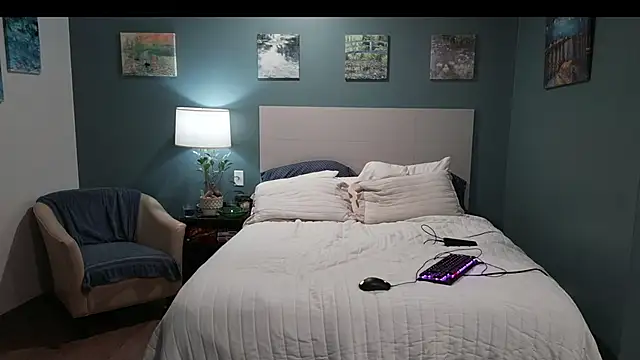 Snapshot of Fuck-Buddy-4U chatting on November 3, 2025, 3:34 am Fuck-Buddy-4U online show from November 3, 2025, 3:34 am