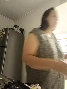 Snapshot of FiorellaDuboi chatting on December 16, 2025, 10:41 am FiorellaDuboi online show from December 16, 2025, 10:41 am