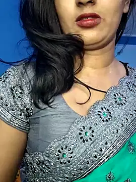 Snapshot of Janu-hasena chatting on February 7, 2026, 7:33 pm Janu-hasena online show from February 7, 2026, 7:33 pm