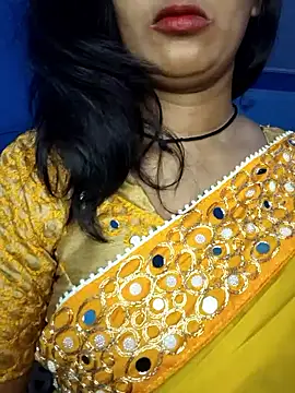 Snapshot of Janu-hasena chatting on February 10, 2026, 9:03 pm Janu-hasena online show from February 10, 2026, 9:03 pm