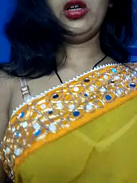 Snapshot of Janu-hasena chatting on February 20, 2026, 4:53 pm Janu-hasena online show from February 20, 2026, 4:53 pm