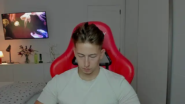 find0m master online show from October 18, 2025, 3:14 pm