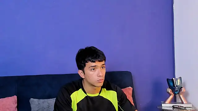 Snapshot of Stefano_Calle chatting on December 1, 2025, 8:10 pm Stefano Calle online show from December 1, 2025, 8:10 pm