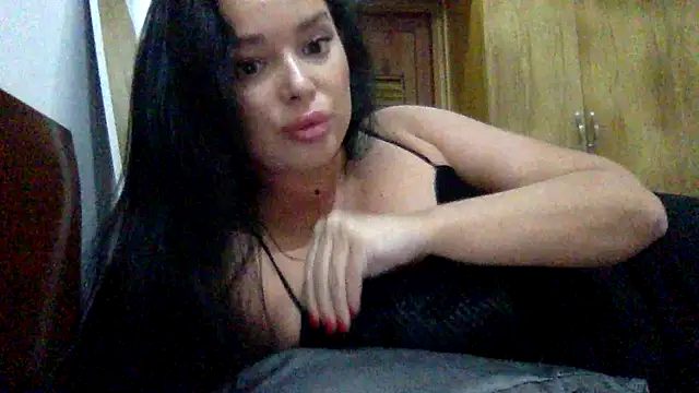 Snapshot of Fayronna chatting on February 20, 2026, 5:37 pm Fayronna online show from February 20, 2026, 5:37 pm