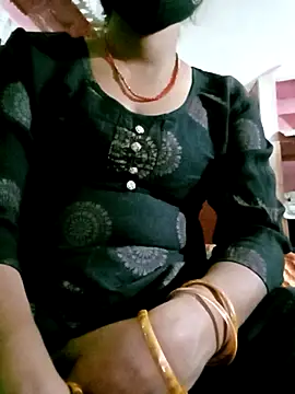 Sexy Riya Bhabhi online show from November 2, 2025, 6:24 pm