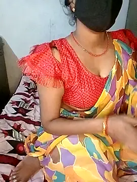 Sexy Riya Bhabhi online show from November 3, 2025, 4:10 pm