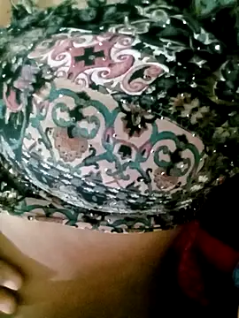 Sexy Riya Bhabhi online show from October 27, 2025, 9:54 am