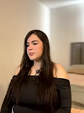 Snapshot of Isabella_LaRue chatting on January 9, 2026, 9:00 pm Isabella LaRue online show from January 9, 2026, 9:00 pm