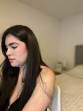 Snapshot of Isabella_LaRue chatting on March 24, 2026, 11:05 pm Isabella LaRue online show from March 24, 2026, 11:05 pm