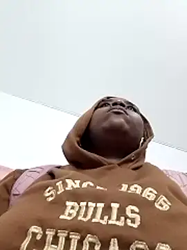 NaomiGrace  online show from November 6, 2025, 10:52 am