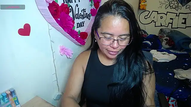 Snapshot of Miss__kendra_ chatting on May 10, 2026, 2:48 am Miss kendra online show from May 10, 2026, 2:48 am