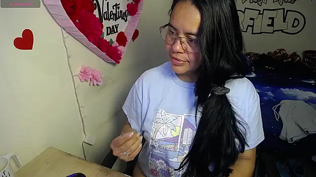 Snapshot of Miss__kendra_ chatting on April 11, 2026, 11:47 am Miss kendra online show from April 11, 2026, 11:47 am