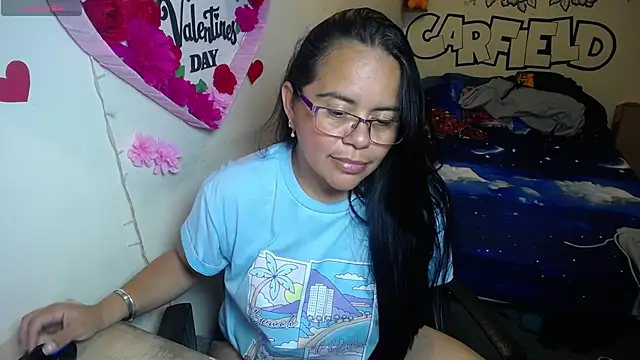 Snapshot of Miss__kendra_ chatting on April 15, 2026, 1:55 am Miss kendra online show from April 15, 2026, 1:55 am