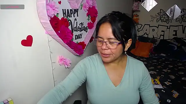 Snapshot of Miss__kendra_ chatting on May 25, 2026, 4:17 pm Miss kendra online show from May 25, 2026, 4:17 pm