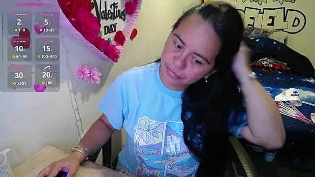 Snapshot of Miss__kendra_ chatting on April 9, 2026, 11:27 am Miss kendra online show from April 9, 2026, 11:27 am