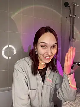 Snapshot of Aurisinst chatting on October 25, 2025, 9:41 am Aurisinst online show from October 25, 2025, 9:41 am