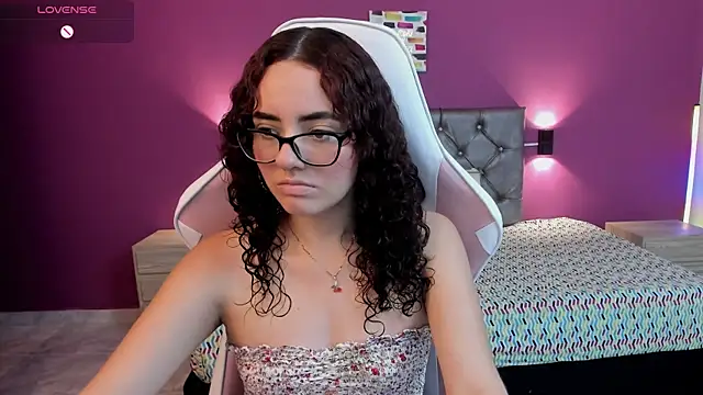 Dulcee Gaby online show from May 15, 2026, 7:56 pm