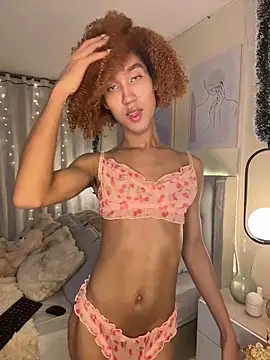 Snapshot of Chloe_Celeste chatting on December 18, 2025, 1:33 am Chloe Celeste online show from December 18, 2025, 1:33 am