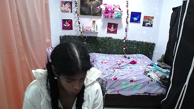 Snapshot of thianahorny chatting on April 21, 2026, 12:23 pm thianahorny online show from April 21, 2026, 12:23 pm