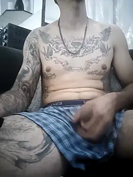 Snapshot of Juicydick420-xxx chatting on December 17, 2025, 9:53 pm Juicydick420-xxx online show from December 17, 2025, 9:53 pm