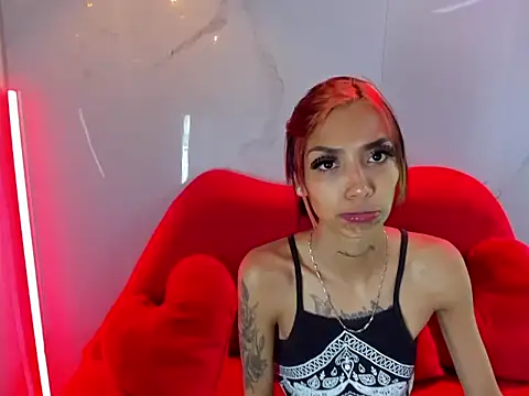 KarlaSlutSkinny   online show from October 22, 2025, 3:39 am