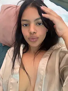 Snapshot of MeganHillss chatting on June 12, 2026, 8:50 pm MeganHillss online show from June 12, 2026, 8:50 pm