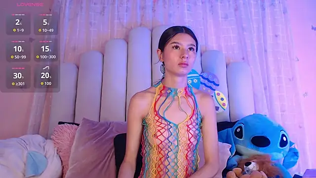 SweetRenata  online show from February 18, 2026, 11:50 am