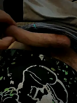 Snapshot of Theanimals chatting on October 8, 2025, 9:04 pm Theanimals online show from October 8, 2025, 9:04 pm