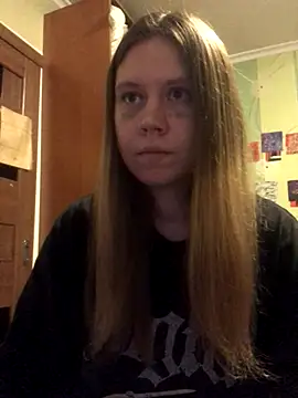 LunaVirelle online show from October 30, 2025, 5:10 pm