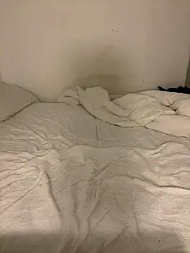 Maryanit online show from November 16, 2025, 1:10 am