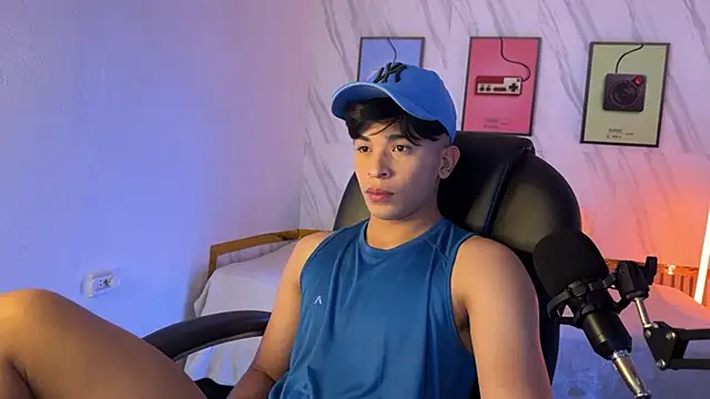 David Nova online show from November 8, 2025, 11:14 am