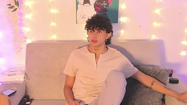 Snapshot of lua_boy chatting on March 15, 2026, 3:57 am lua boy online show from March 15, 2026, 3:57 am