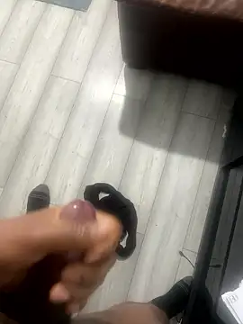 Snapshot of j_ratid chatting on January 8, 2026, 7:09 pm j ratid online show from January 8, 2026, 7:09 pm