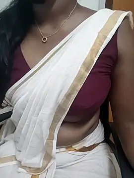 Snapshot of Tamilmallu-duskygirl03 chatting on May 17, 2026, 5:07 am Tamilmallu-duskygirl03 online show from May 17, 2026, 5:07 am